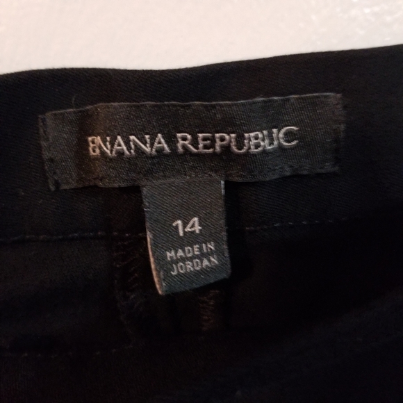 Banana Republic Black Stretch Skinny Fit Pants - Picture 2 of 9